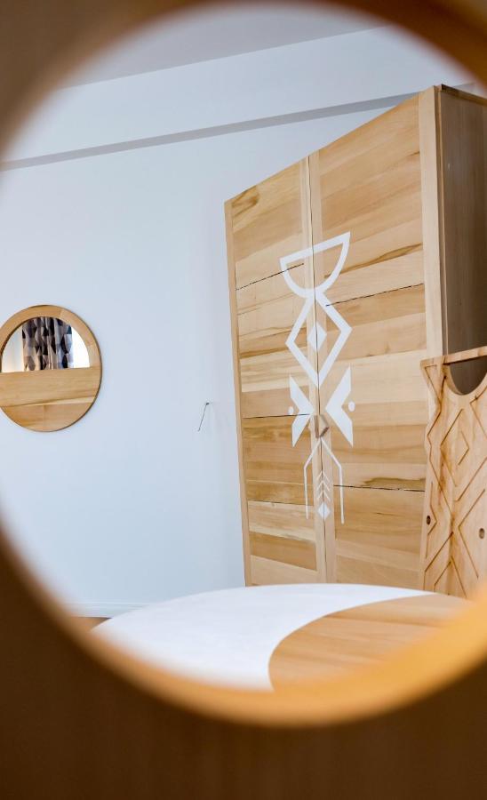 Conacul Olarilor Bed and Breakfast Baia de Fier Εξωτερικό φωτογραφία